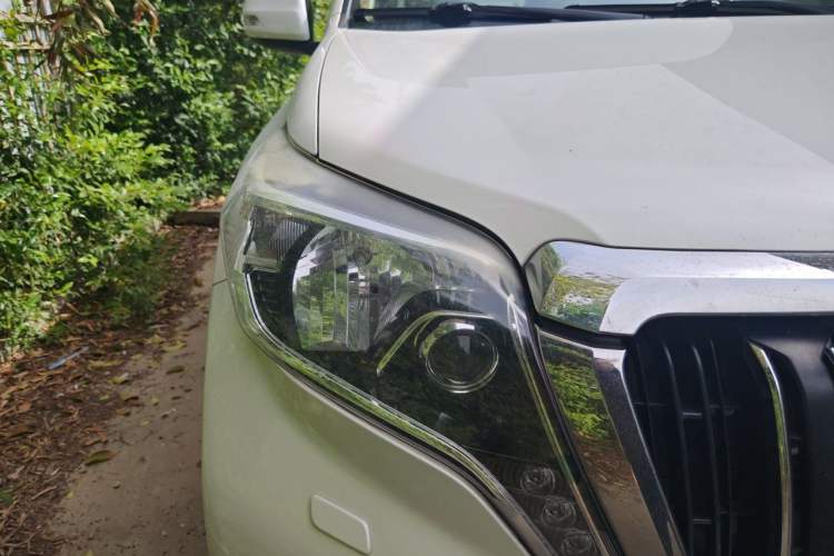 Used Toyota Prado 2014 2700 TX 7-Seater Middle East Version Right Front Headlight