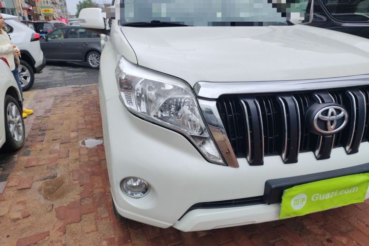 Used Toyota Prado 2014 2.7L Automatic Standard Edition Right Front Headlight