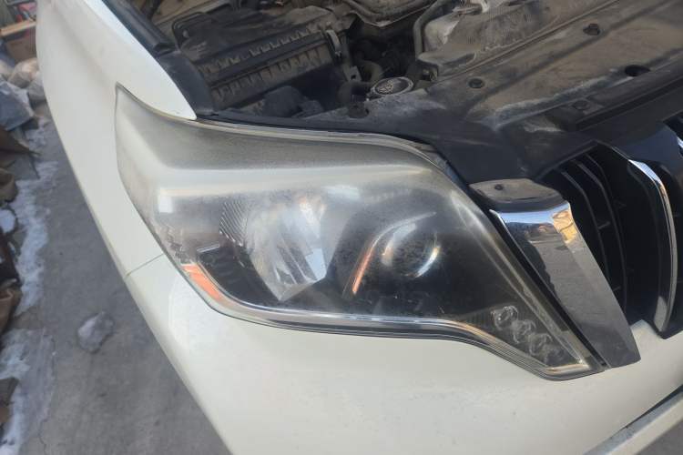 Used Toyota Prado 2014 2.7L Automatic Standard Edition Right Front Headlight
