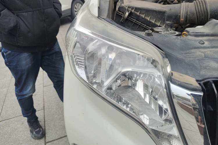 Used Toyota Prado 2014 4.0L Low-Power Version Middle East Edition Right Front Headlight