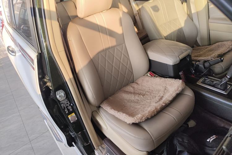 Used Toyota Prado 2014 2.7L Automatic Luxury Edition Right Front Seat