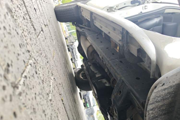 Used Toyota Prado 2014 4.0L Automatic TX-L Right Side Sill