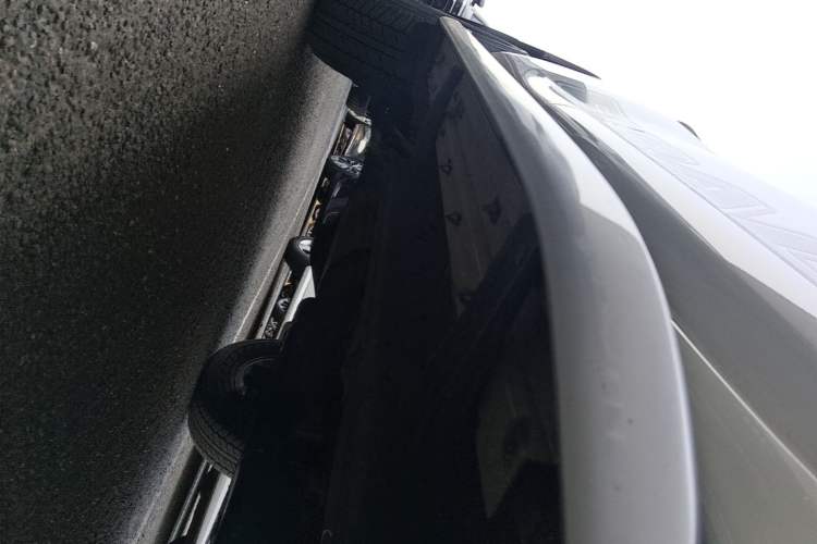 Used Toyota Prado 2014 4.0L Automatic TX-L NAVI Right Side Sill