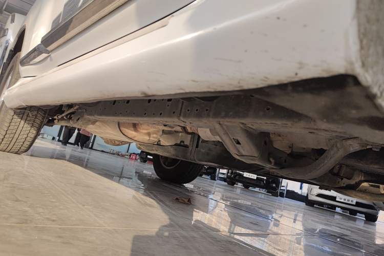 Used Toyota Prado 2014 2.7L Automatic Luxury Edition Right Side Sill