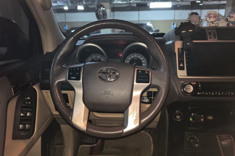 Used Toyota Prado 2014 2700 TX 7-Seater Middle East Version Steering Wheel