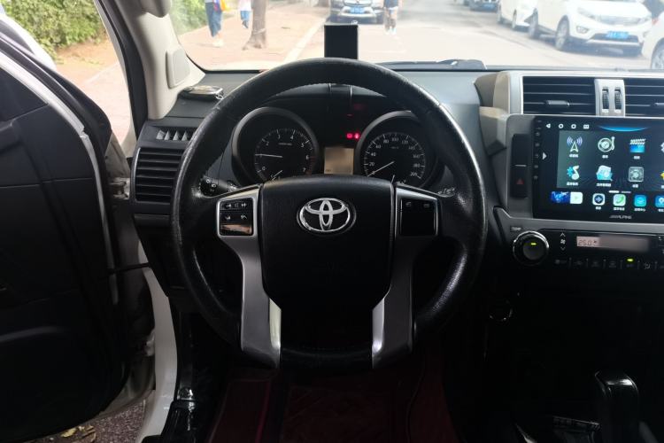 Used Toyota Prado 2014 2.7L Automatic Standard Edition Steering Wheel
