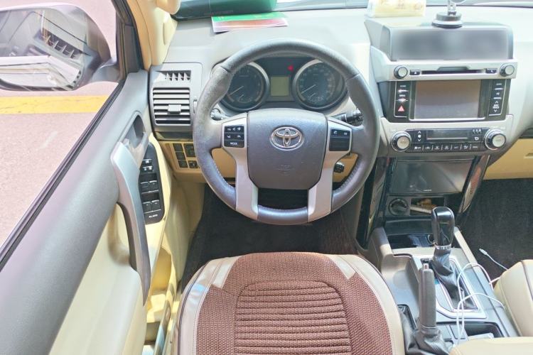 Used Toyota Prado 2014 2.7L Automatic Standard Edition Steering Wheel