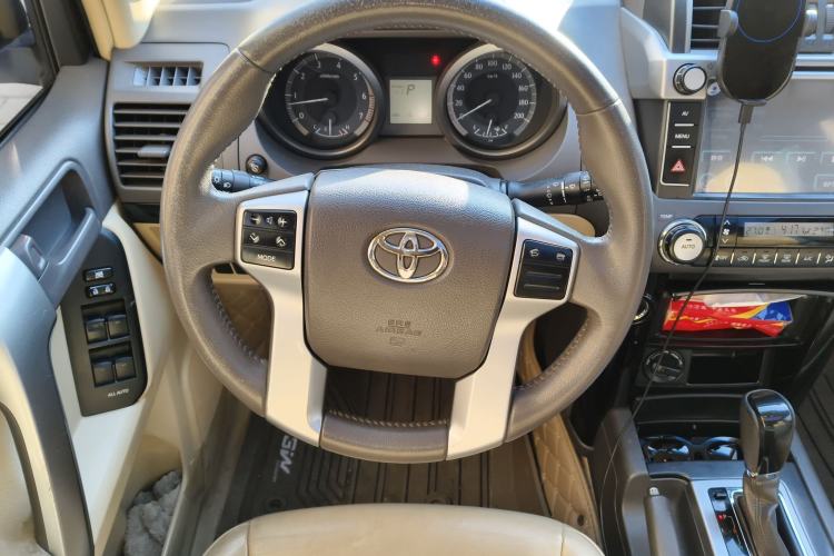 Used Toyota Prado 2014 2.7L Automatic Standard Edition Steering Wheel