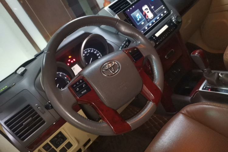 Used Toyota Prado 2014 4.0L Middle East Version Steering Wheel