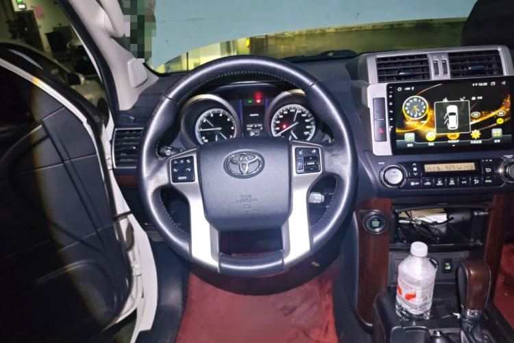 Used Toyota Prado 2014 4.0L Automatic TX-L NAVI Steering Wheel