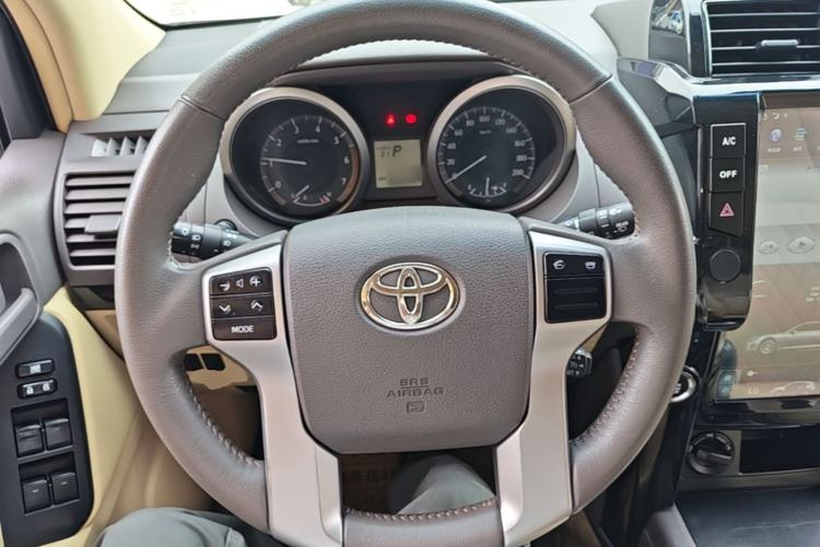 Used Toyota Prado 2014 2.7L Middle East Version Parallel Import Steering Wheel