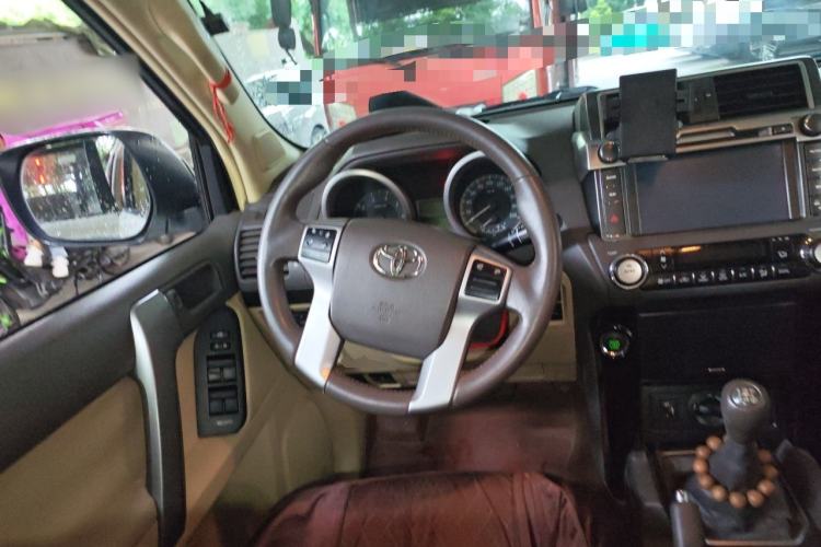 Used Toyota Prado 2014 2.7L Manual Transmission Steering Wheel