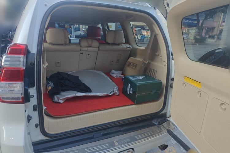 Used Toyota Prado  Trunk