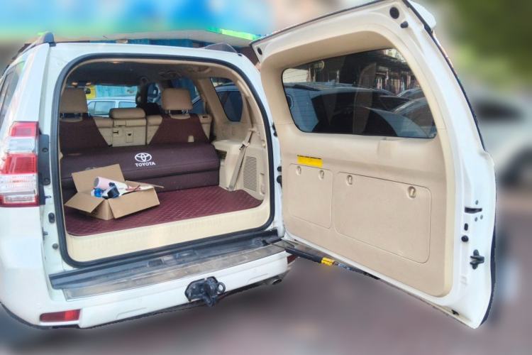Used Toyota Prado  Trunk