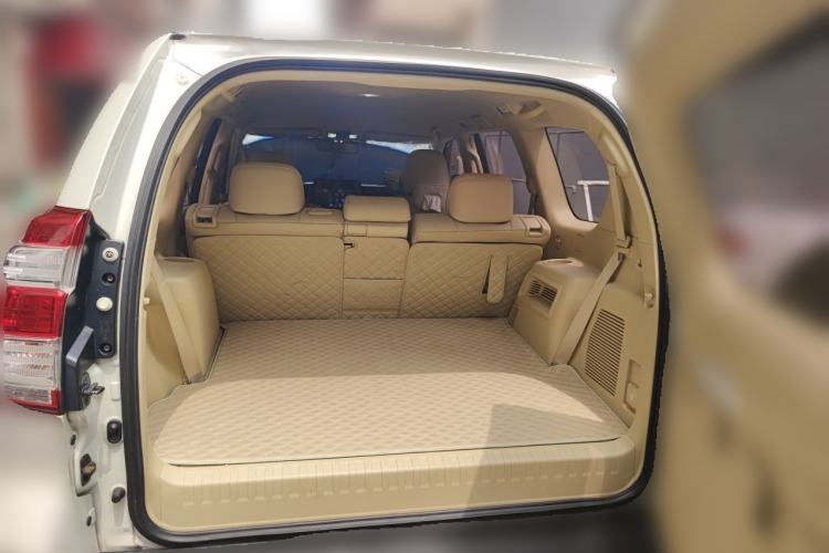 Used Toyota Prado 2014 2.7L Automatic Luxury Edition Trunk
