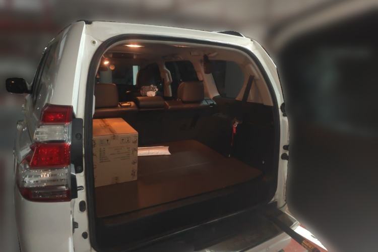 Used Toyota Prado 2014 4.0L Automatic VX NAVI Trunk