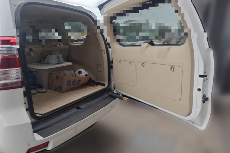 Used Toyota Prado 2014 4.0L Automatic TX-L Trunk