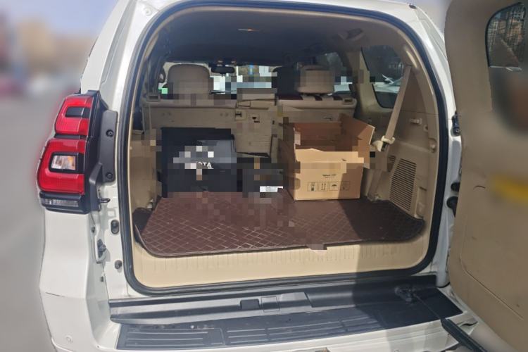 Used Toyota Prado  Trunk