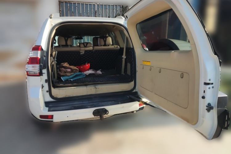 Used Toyota Prado  Trunk