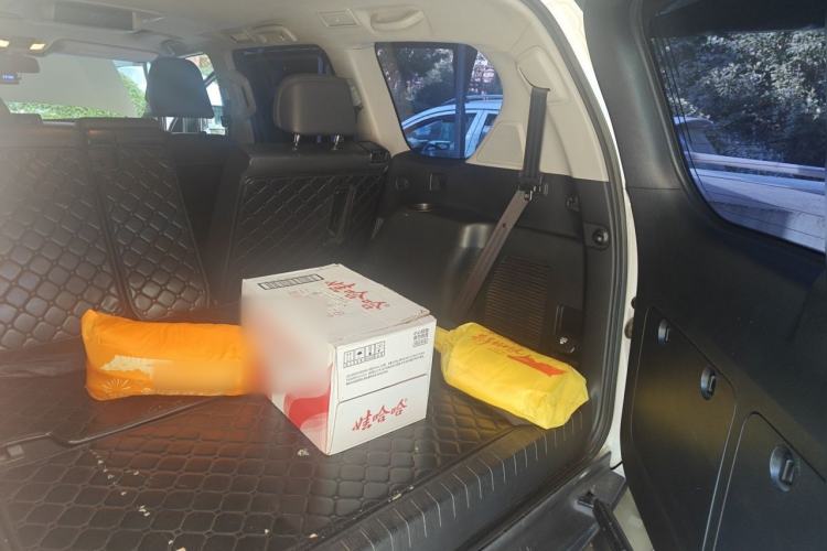 Used Toyota Prado 2014 4.0L Automatic VX NAVI Trunk