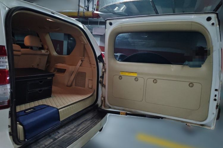 Used Toyota Prado 2014 2700 TX 7-Seater Middle East Version Trunk