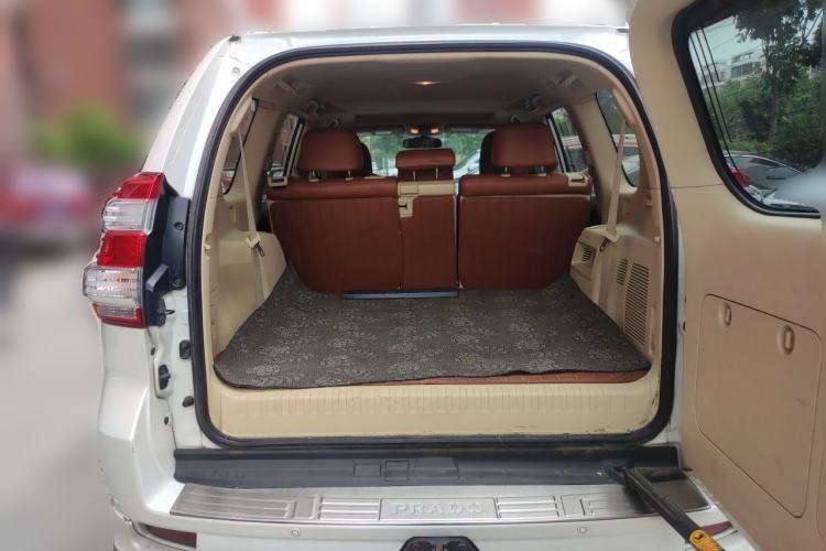 Used Toyota Prado  Trunk