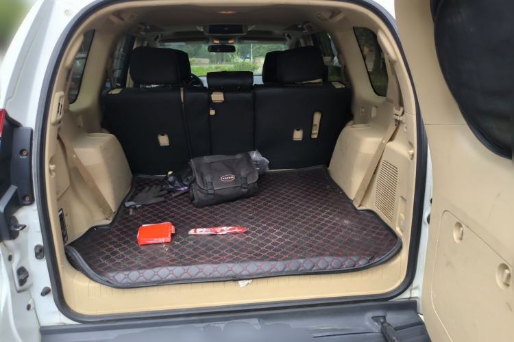 Used Toyota Prado 2014 4.0L Automatic TX-L NAVI Trunk