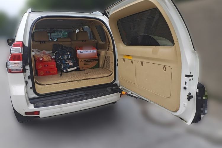Used Toyota Prado  Trunk