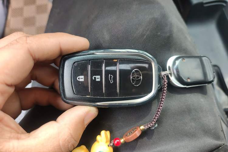 Used Toyota Prado 2014 4.0L Automatic VX NAVI Vehicle Key