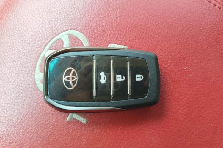 Used Toyota Prado  Vehicle Key
