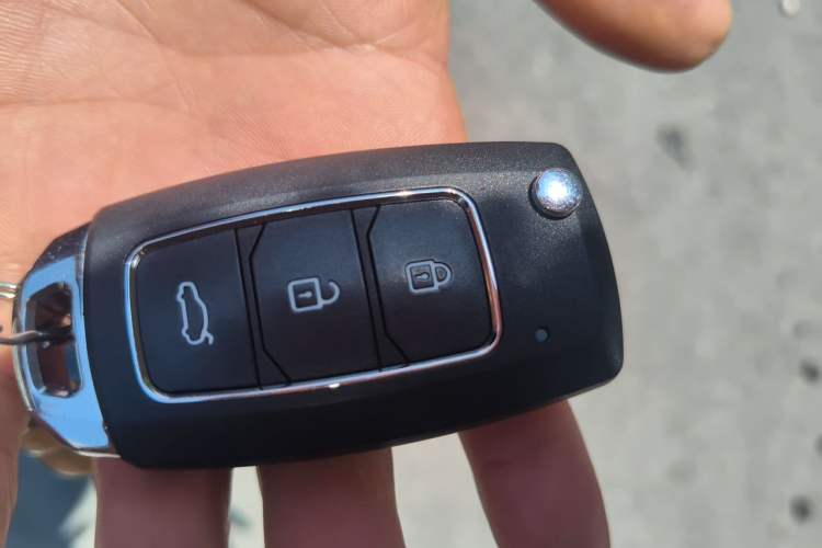 Used Toyota Prado 2014 2.7L Automatic Luxury Edition Vehicle Key