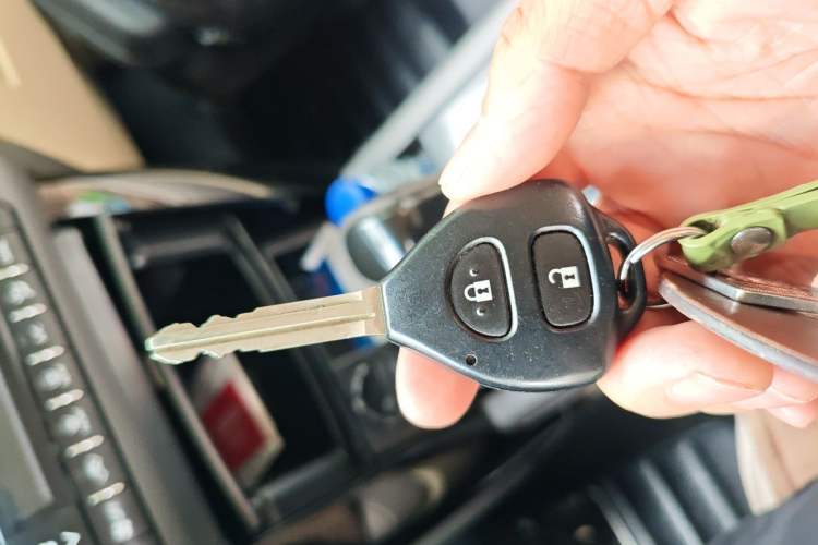 Used Toyota Prado 2014 2.7L Middle East Version Parallel Import Vehicle Key