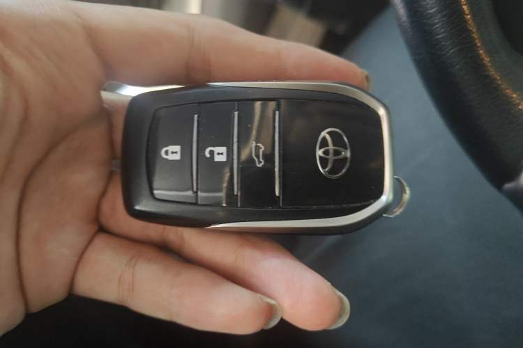 Used Toyota Prado 2014 4.0L Automatic VX NAVI Vehicle Key