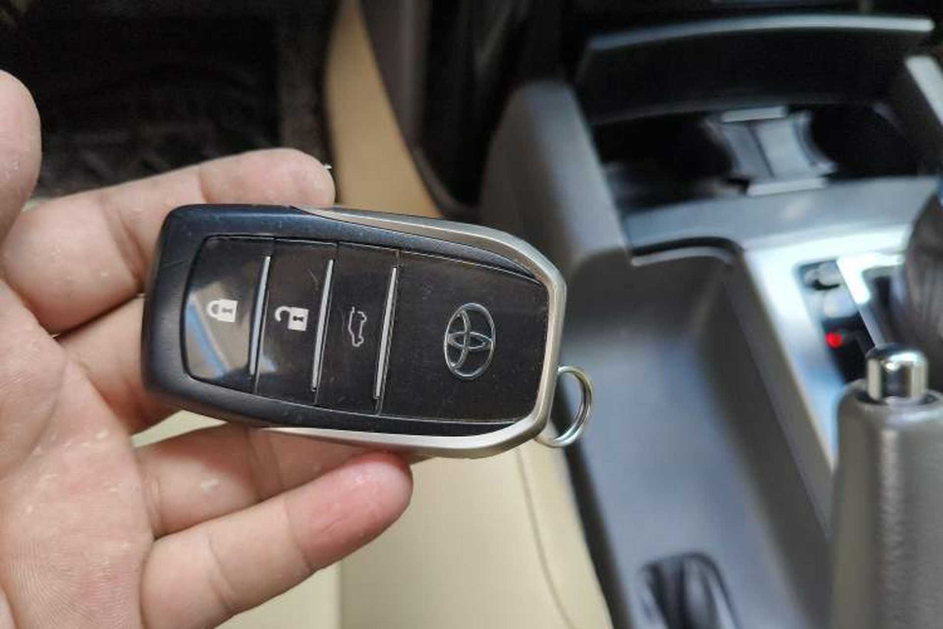 Used Toyota Prado 2014 2.7L Automatic Luxury Edition Vehicle Key
