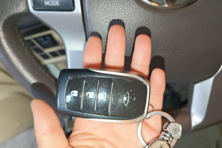 Used Toyota Prado 2014 2.7L Manual Transmission Vehicle Key