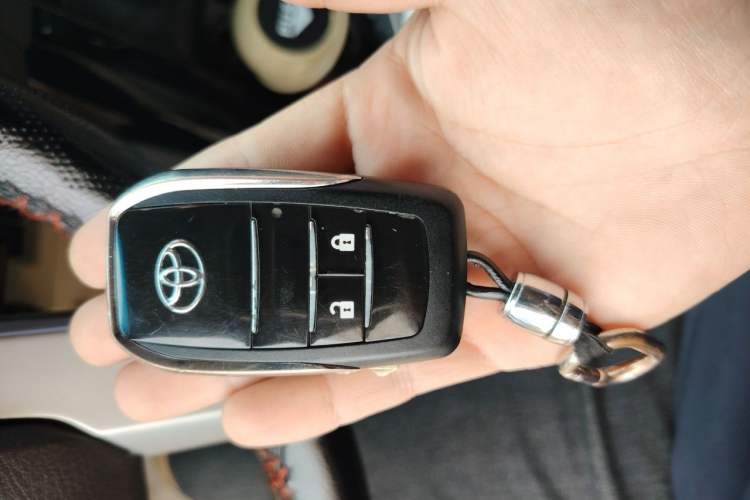 Used Toyota Prado  Vehicle Key