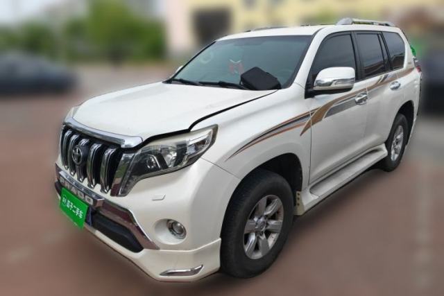 Used Toyota Prado Toyota Prado, parallel import, 8 airbags, with refrigerator, no sunroof, 7 seats.