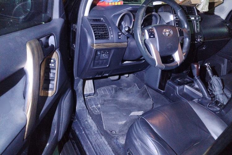 Used Toyota Prado 2015 2.7L Automatic Standard Edition Driver Seat