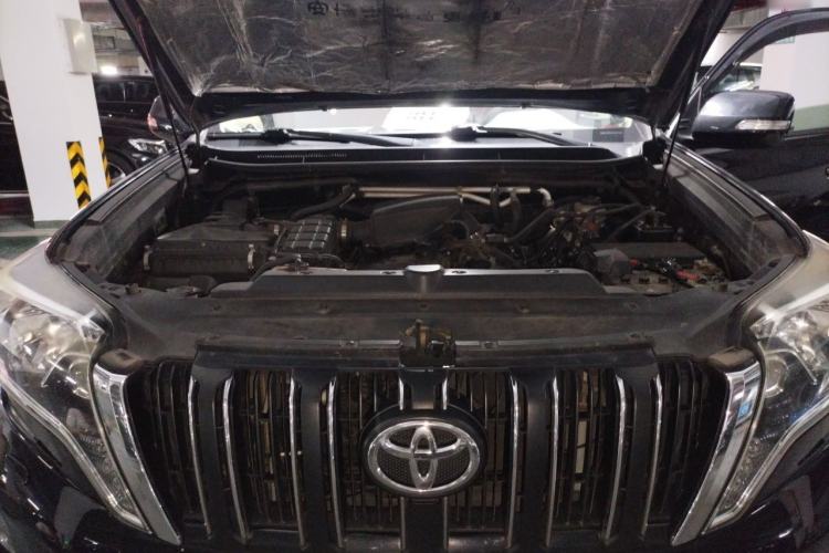 Used Toyota Prado 2015 2.7L Automatic Luxury Edition Engine Bay
