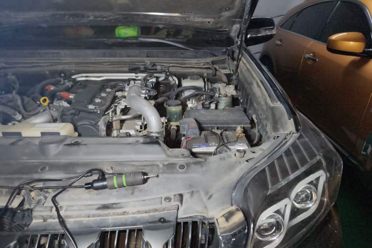 Used Toyota Prado  Engine Bay Left