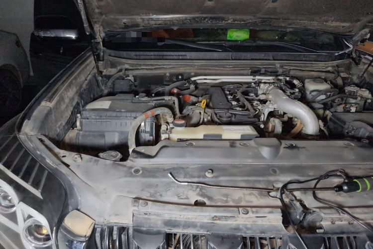 Used Toyota Prado  Engine Bay Right