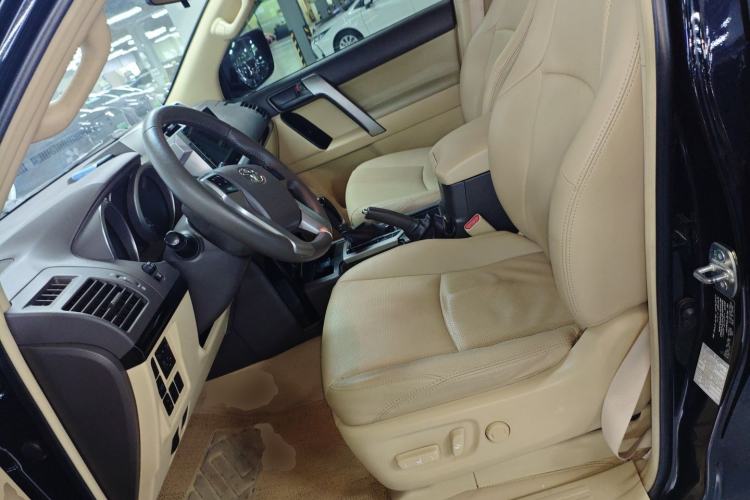 Used Toyota Prado 2015 2.7L TXL Middle East Version Left Front Seat