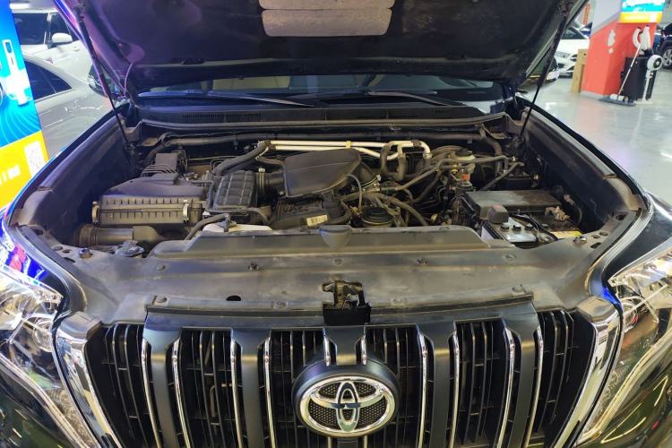 Used Toyota Prado 2015 2.7L Parallel Import Engine Bay
