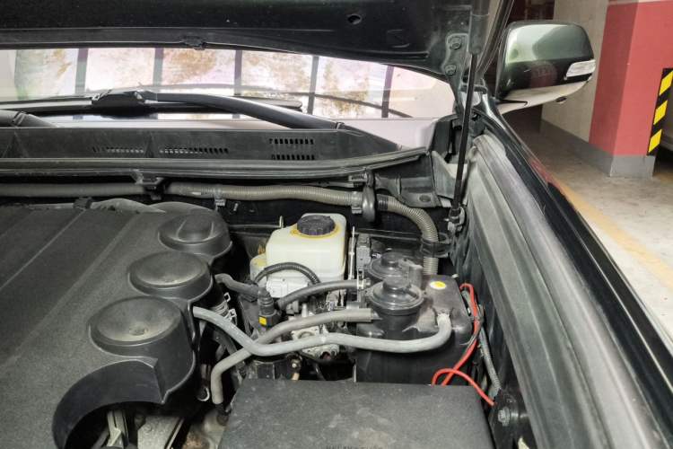 Used Toyota Prado  Engine Bay Left