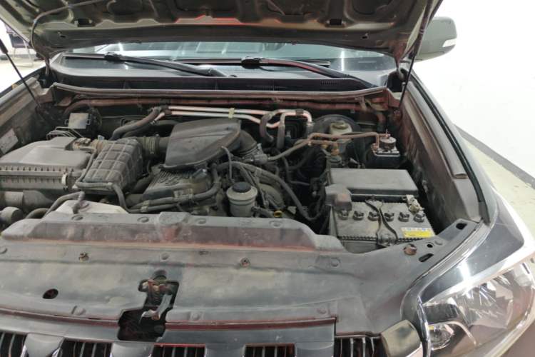 Used Toyota Prado 2015 2.7L Automatic Luxury Edition Engine Bay Left