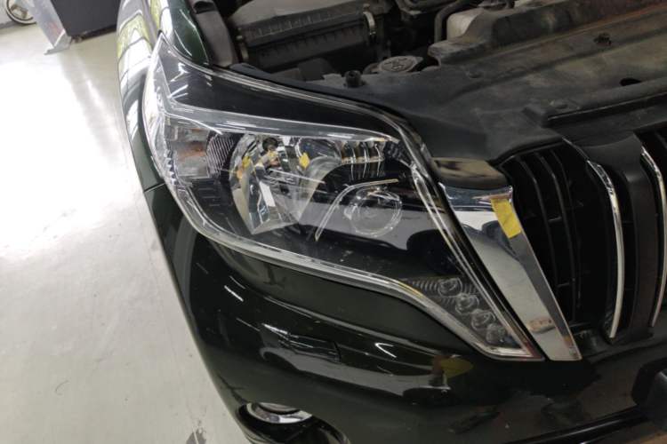 Used Toyota Prado 2015 2.7L Automatic Luxury Edition Right Front Headlight
