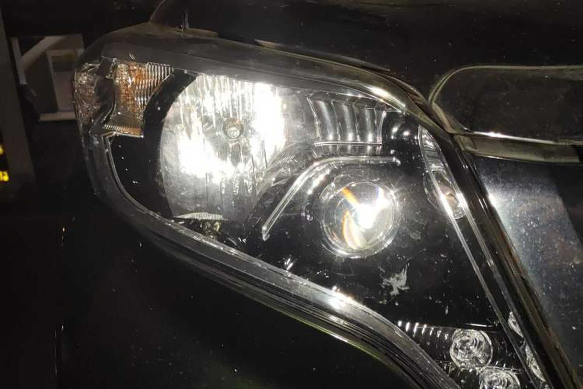 Used Toyota Prado 2015 2.7L Parallel Import Right Front Headlight