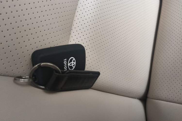 Used Toyota Prado  Vehicle Key