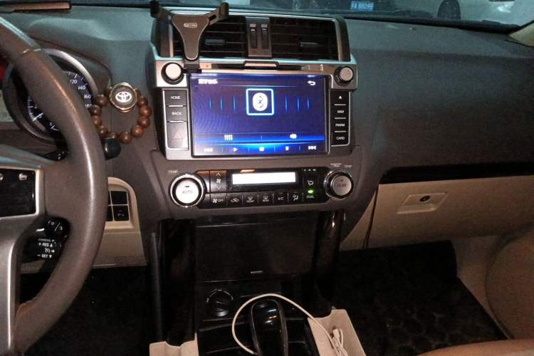 Used Toyota Prado 2015 2.7L Automatic Luxury Edition Audio And AC Panel