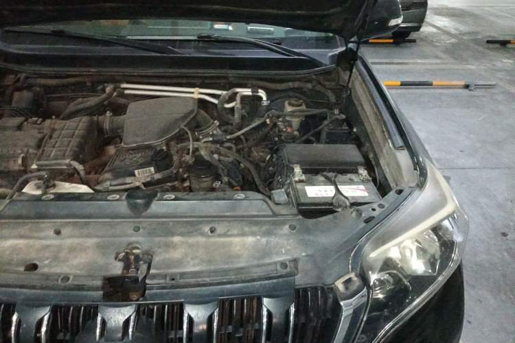 Used Toyota Prado 2015 2.7L Automatic Luxury Edition Engine Bay Left